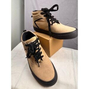 Airwalk Boys Mid Top Sneakers Tan Suede Black Sole Lace Up Size 6